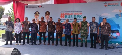 Bus KPK di OKI, Ajak Warga Turut Serta Berantas…