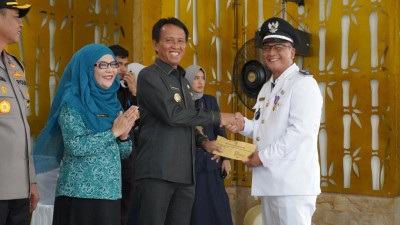 Dikukuhkan, Jabatan Kades di OKI Jadi 8…