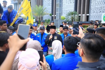 Gubernur Herman Deru Temui Massa PMII, Tegaskan…