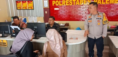 iPhone 11 Tertinggal di Mobil Maxim, Warga…