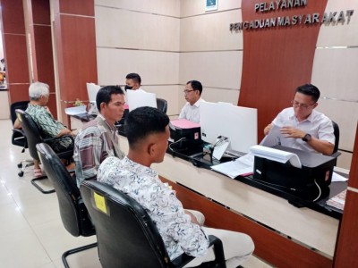 Ketua Kelompok Tani Banyuasin Laporkan Dugaan…