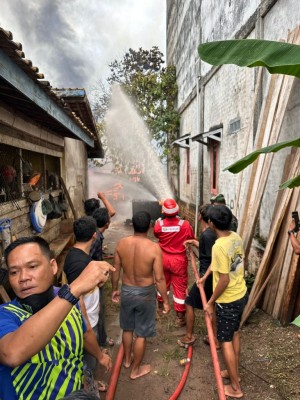 Kolaborasi Tanggap Darurat: Api Lahap 1…