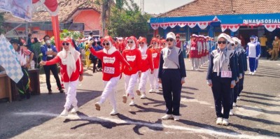 Lomba Gerak jalan Antar Instansi Ramaikan…