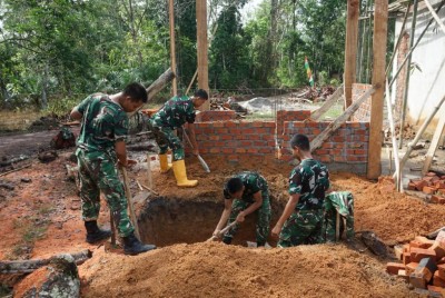 Meskipun Cuaca Tidak Menentu, Satgas TMMD…