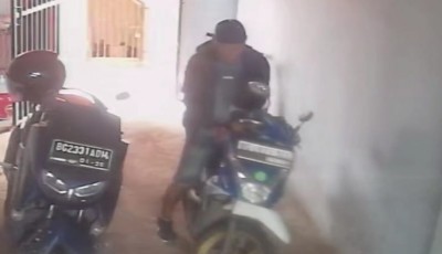 Motor Mahasiswa Digondol Maling Saat Diparkir…