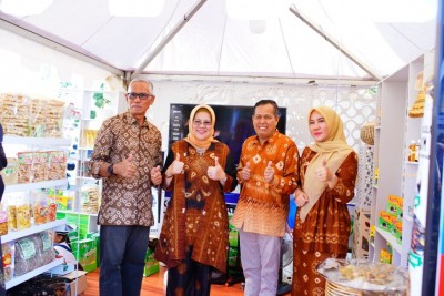 Muba Pamerkan Sejumlah Produk pada UMKM…