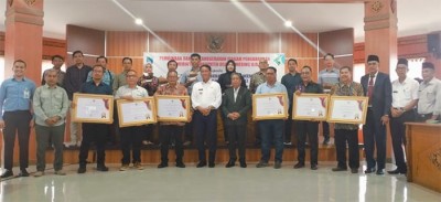 Pemkab OKI Berikan Penghargaan Kepada 6…