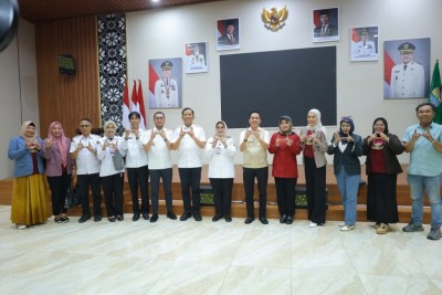 Ratu Dewa Dukung Bakti Sosial GUIM, Khitanan Massal Hingga Pengobatan Gratis Meriahkan HUT RI Ke-81