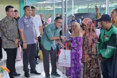 Ratu Dewa : Ngurus Dokumen Kependudukan…