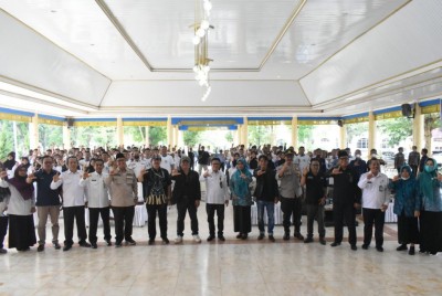 Rumah Literasi dan IWO OKI Edukasi Pelajar…