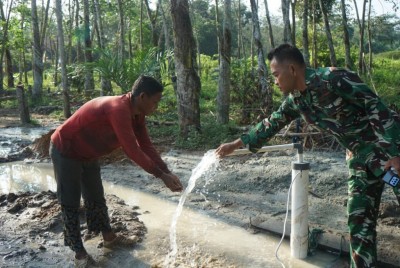 Satgas TMMD Kodim 0402/OKI Lanjutkan Pengeboran…