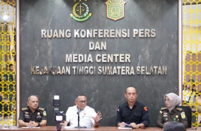 Tiga Orang Tersangka Korupsi KUR di Bank…