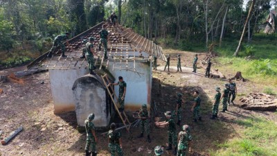 Wujud Kepedulian, Satgas TMMD Kodim 0402/OKI…